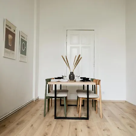 Stylisches Mitte Апартаменты *